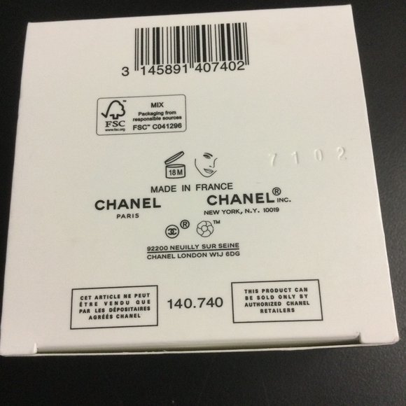 Chanel Ladies NÂ°1 De Red Camellia Revitalizing Cream 1.7 oz Skin Care - Picture 6 of 6